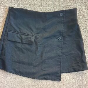 SHEIN Black Mini Skirt with Button Detail